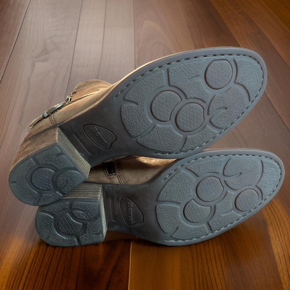 🔥BEAUTIFUL BORN DISTRESSED LEATHER BOOTS🔥 - Picture 6 of 7